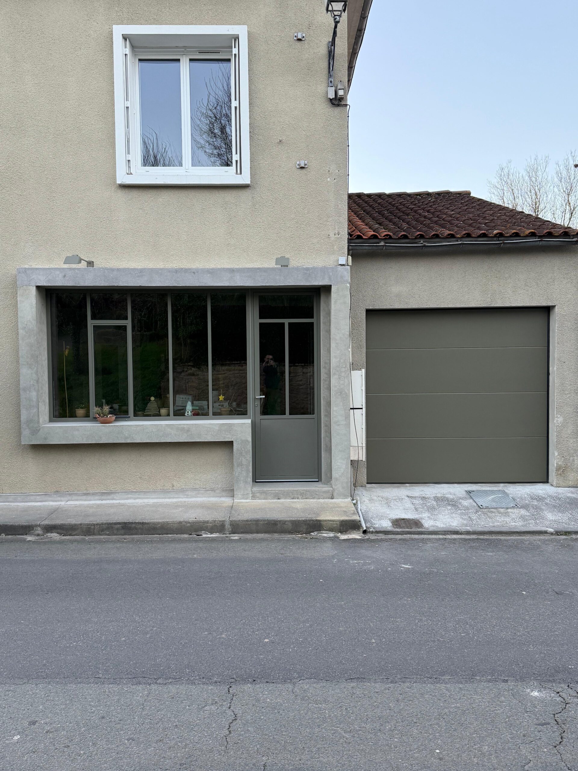 Installation et pose porte de garage en Vendée